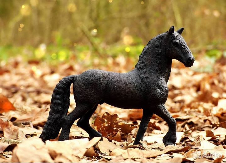 Коллекционная лошадь, фигурка, статуэтка, новая