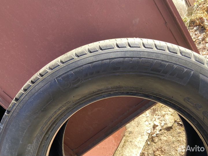 Michelin Latitude Tour HP 235/60 R16 100