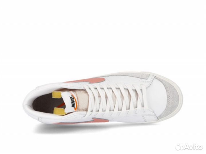 Nike Blazer Mid 77 White Atomic Pink