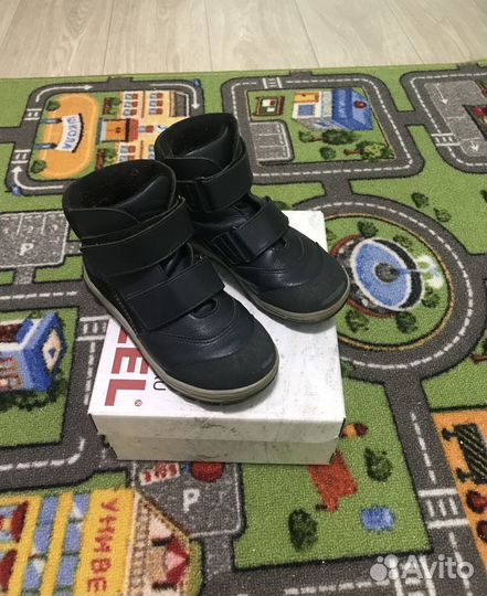 Ботинки демисезонные