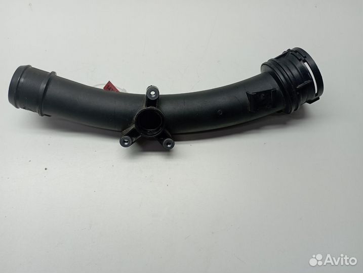 Патрубок интеркулера Peugeot 308 2 9677537380