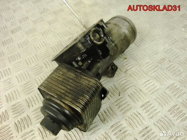 Корпус масляного фильтра VW Passat B6 045115389J