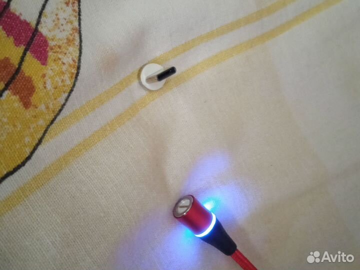 Зарядка магнитная телефона и передачи данных