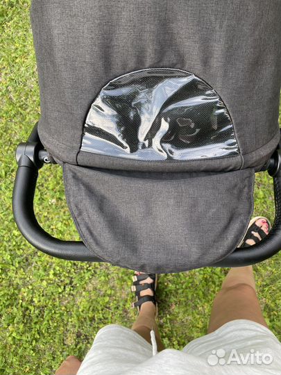 Коляска прогулочная