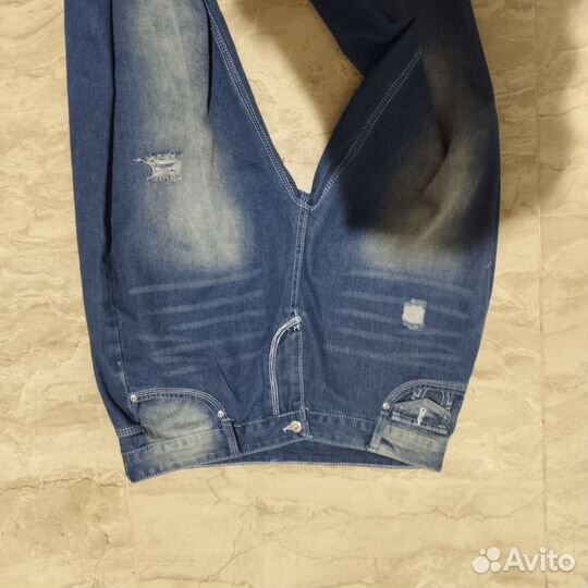 Джинсы true religion