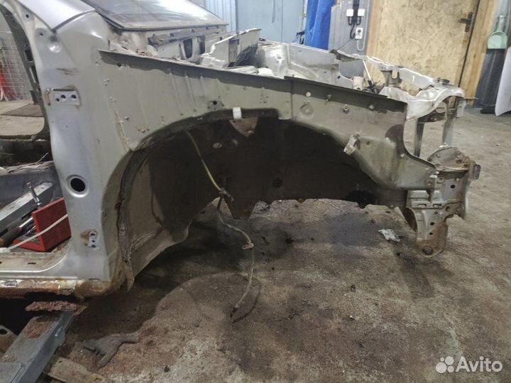 Лонжерон передний правый Toyota Corolla универсал