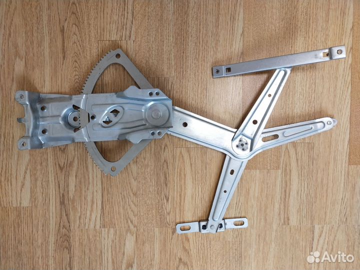 Стеклоподъемник (трапеция) правая