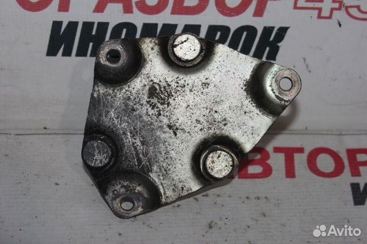 Кронштейн для Daewoo Nexia 2008 - н. в