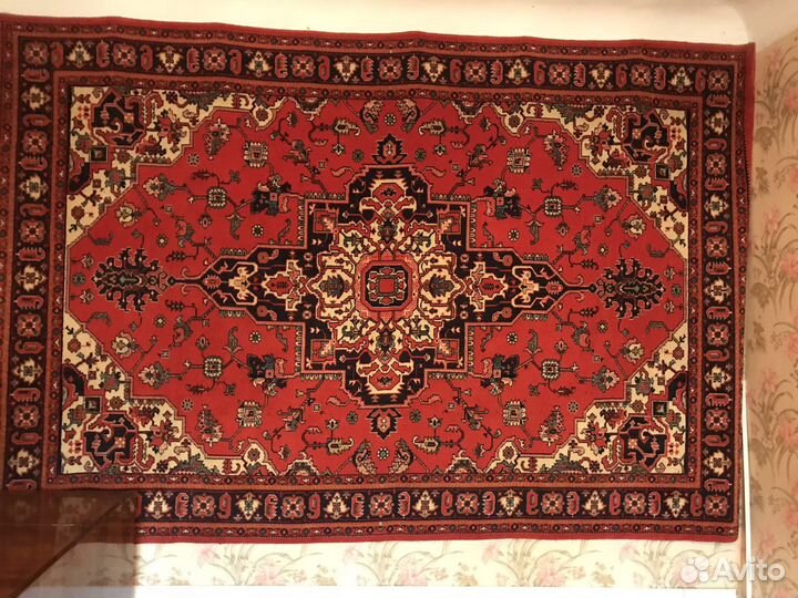 Ковер шерстяной