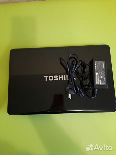Ноутбук toshiba 17.3