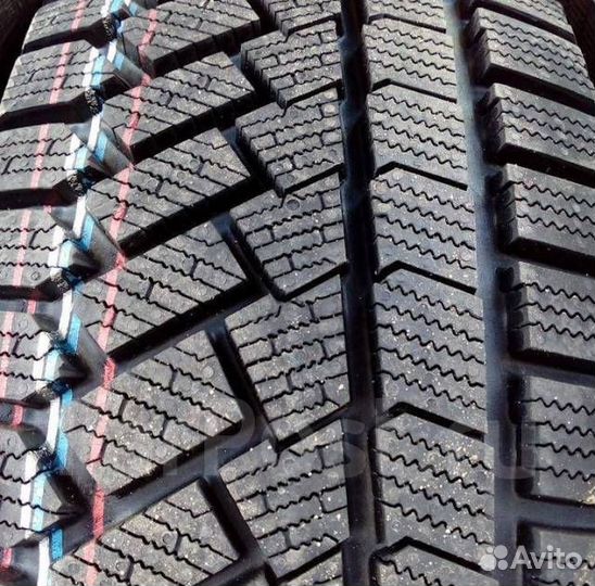 Gislaved Soft Frost 200 SUV 215/65 R16 102T