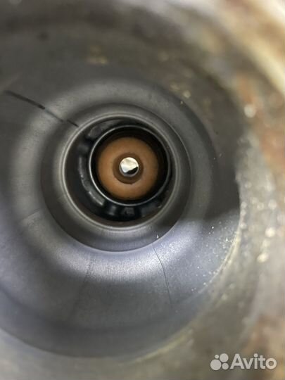 Пневмопобаллон передний правый