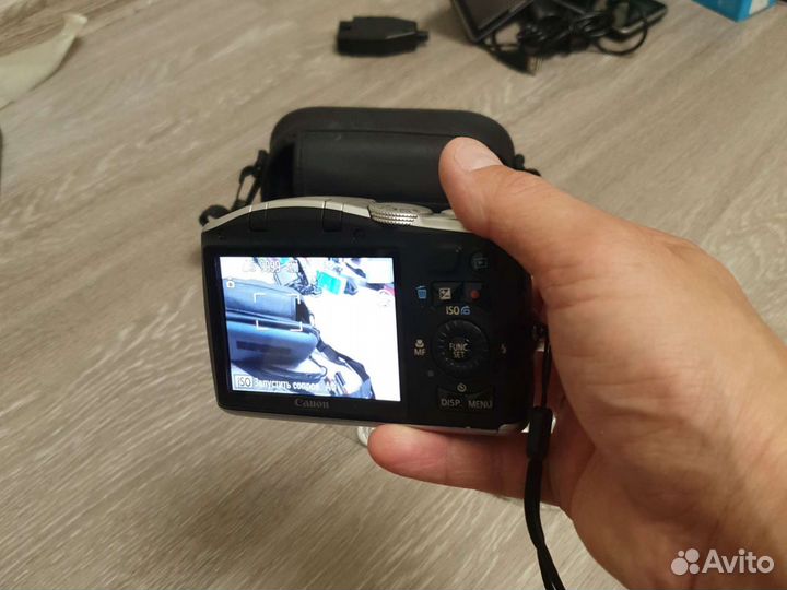 Фотоаппарат Canon PC1677