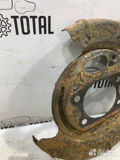 Пыльник тормозного диска задний левый Kia Sportage