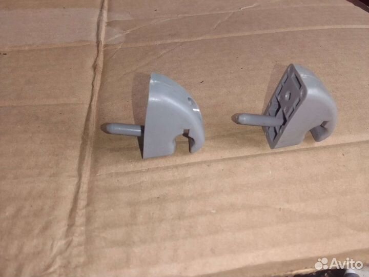 Фиксатор солнцезащитного козырька Chevrolet Aveo