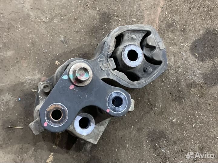 Задняя подушка двигателя Mazda CX-5 KE