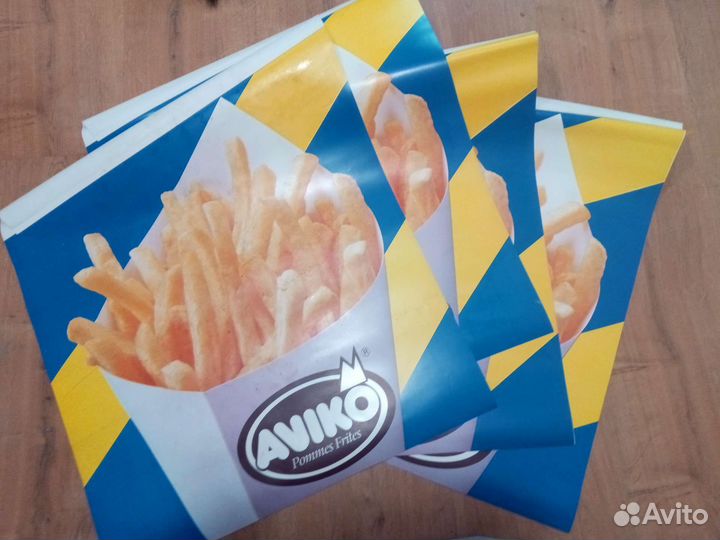 Рекламный флажок Aviko