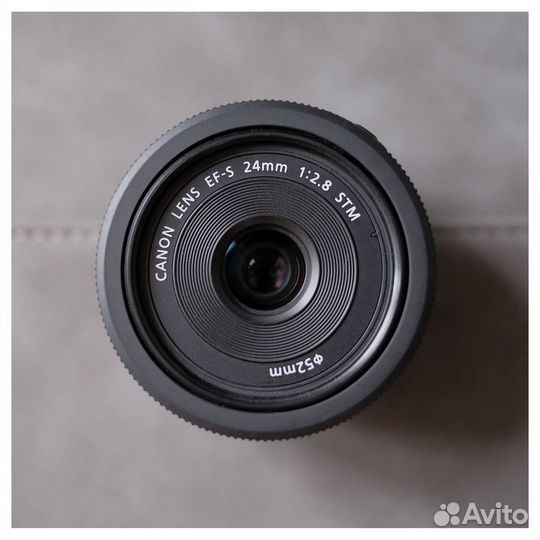 Объектив Canon EF-S 24mm f/2.8 STM