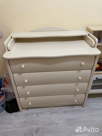 Комплект мебели для новорожденного