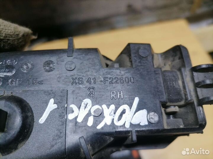 Ручка открытия двери Ford Focus 1