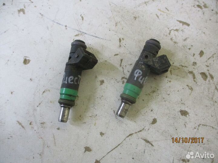 Форсунка топливная Форд Фиеста мк5 (2008) 1,4