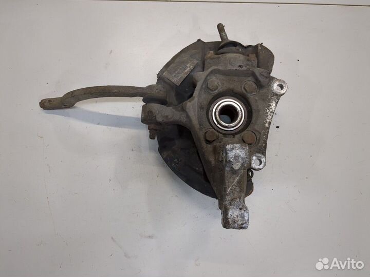 Ступица (кулак, цапфа) Volvo S80, 2004