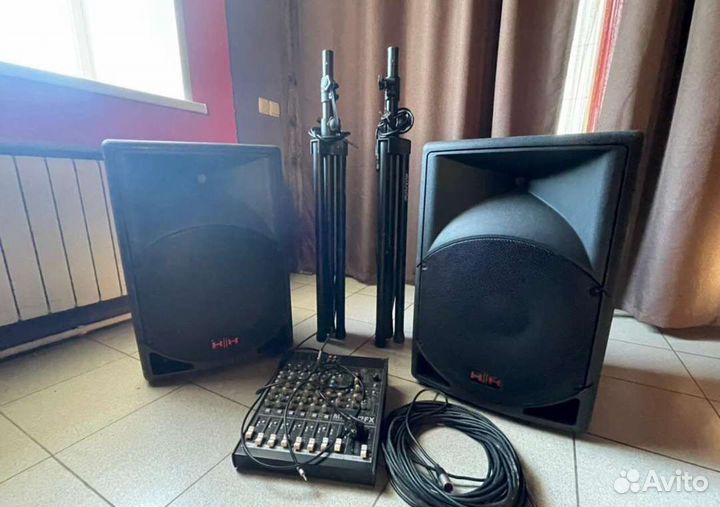 Комплект звуковой аппаратуры