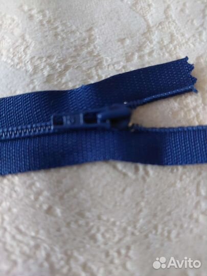 Молния 20 см юбочная