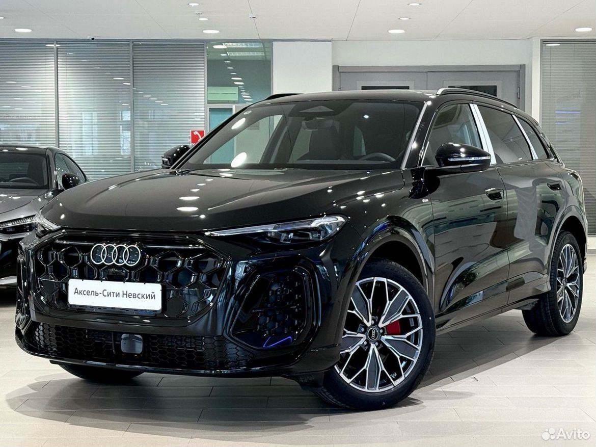 Audi Q5L 2.0 AMT, 2026, 20 км
