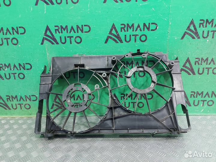 Диффузор вентилятора Toyota Rav4 4 CA40 2012-2019