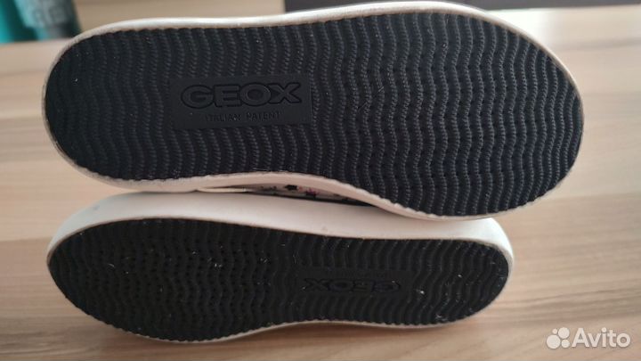 Кеды, сандали Geox для девочки