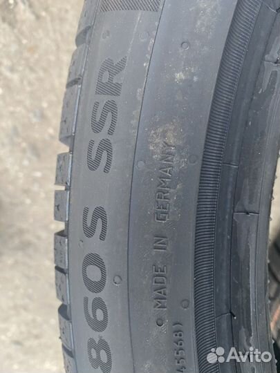 Continental ContiWinterContact TS 860S 275/35 R20 и 245/40 R20 102V