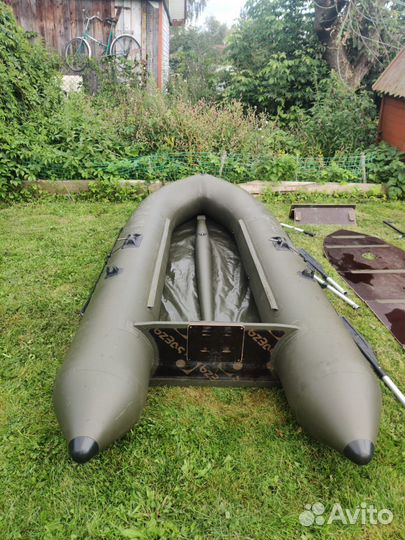 Лодка 2800 с мотором 3,5