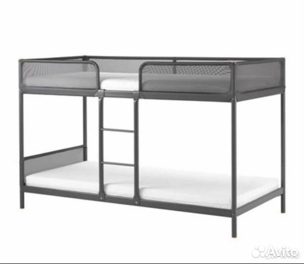 Двухярусная кровать IKEA металлическая