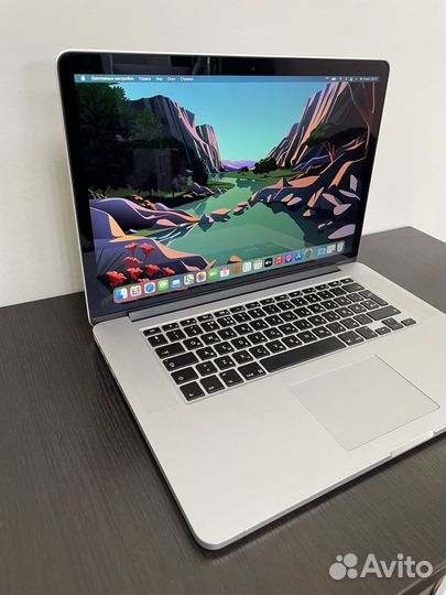 Macbook Pro 15 2015 i7 16gb 512gb R9 M370X