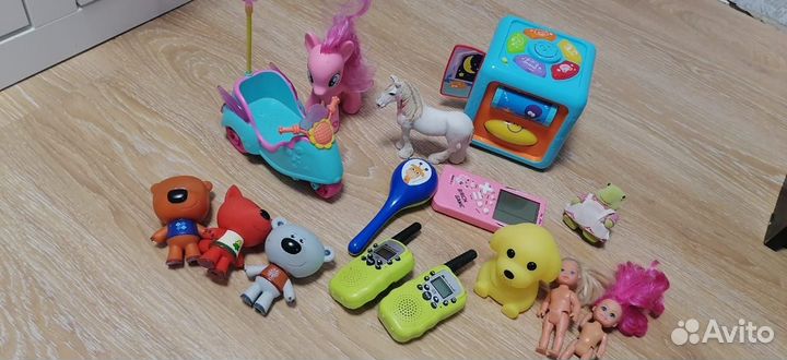 Прекрасные игрушки пакетом