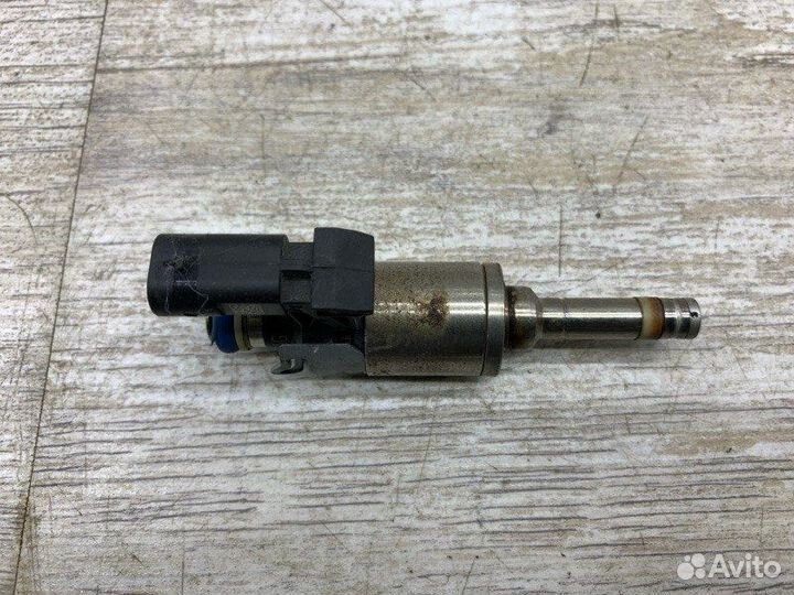 Форсунка топливная Skoda Octavia универсал cjza