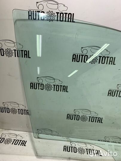 Стекло двери переднее правое Mazda 6 GH LF 2011