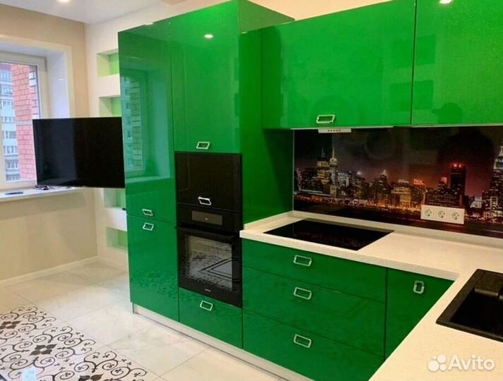 Кухонный гарнитур угловой в потолок на заказ