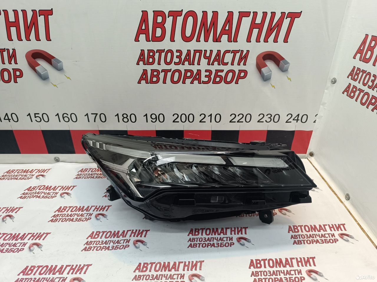 Фара правая Geely Coolray рестайлинг новая