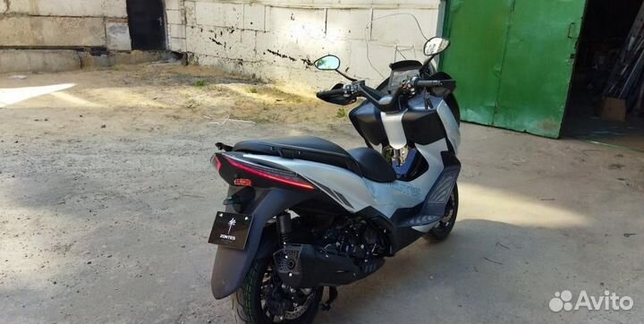 Максискутер ZT350E