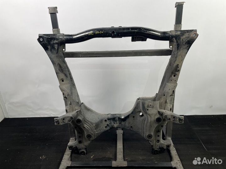 Подрамник Хонда црв 4 дв. R20A5 (2,0)