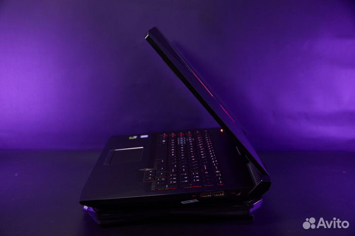 Ноутбук HP Omen / Core i7 / GTX 1060 / SSD