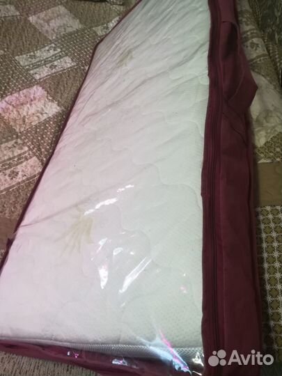 Матрас детский в отличном состоянии