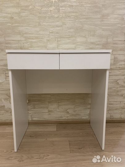 Туалетный столик IKEA