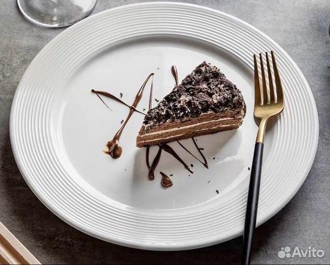 Тарелка сервировочная