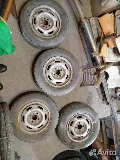 Продам зимние б/ у колеса michelin без шипов