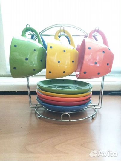 Набор столовой посуды (чашки+блюдца)