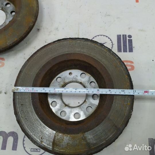 Тормозной диск задний Audi Q3 8U 2014