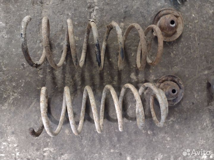 Пружины Пассат б3